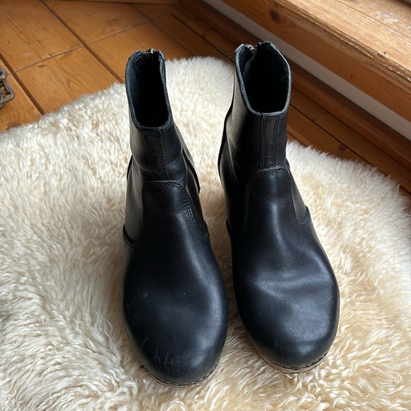 Italian Clog Boots - Picture 6 of 11